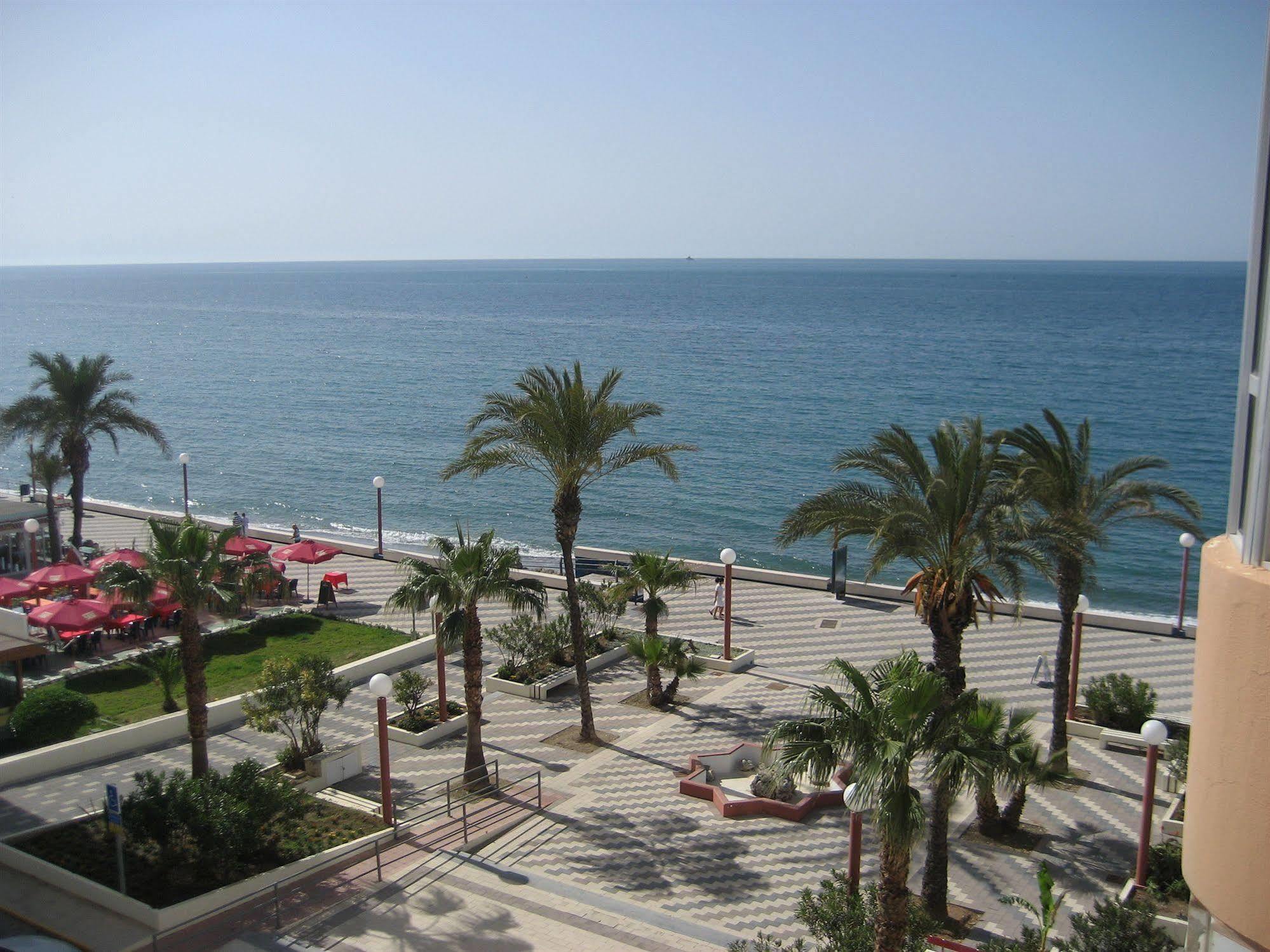 Apartamentos Intercentro Torrox-Costa المظهر الخارجي الصورة